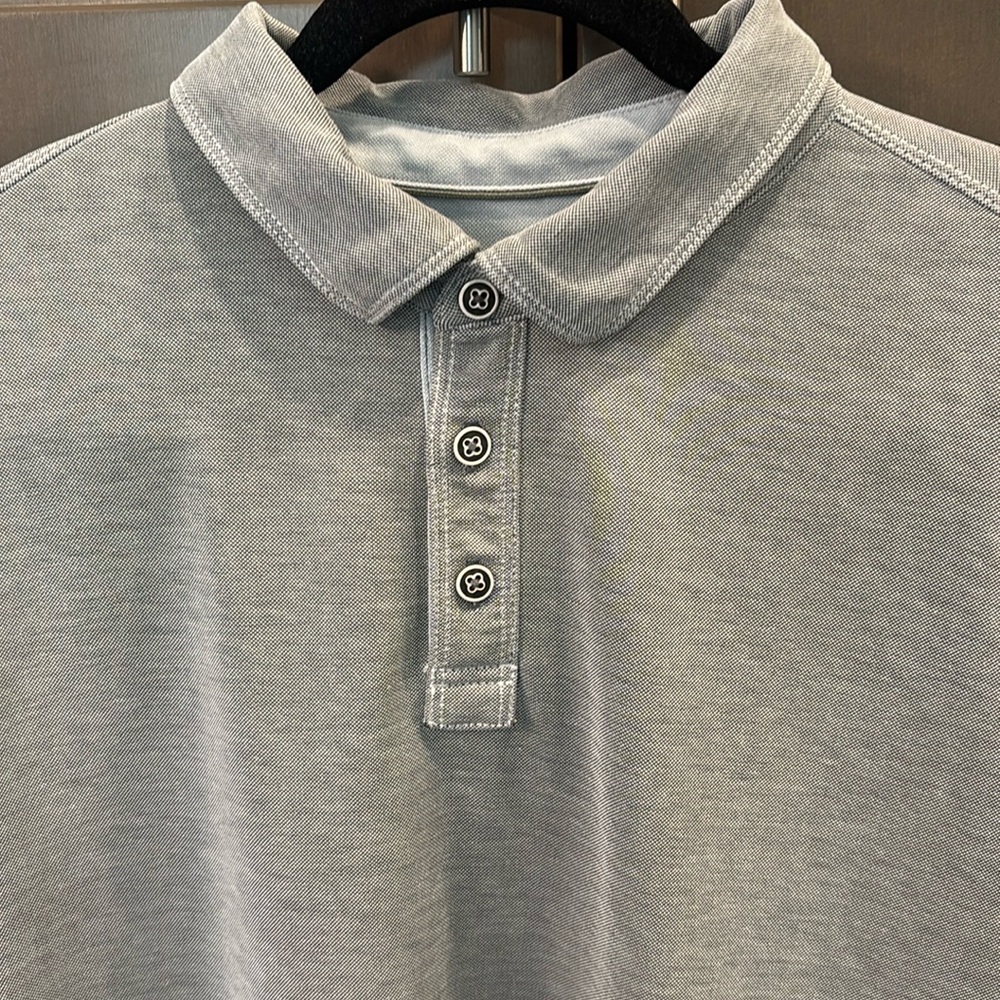 Tommy Bahama Men's Gray Polo Shirt Size Large - Picture 2 of 9